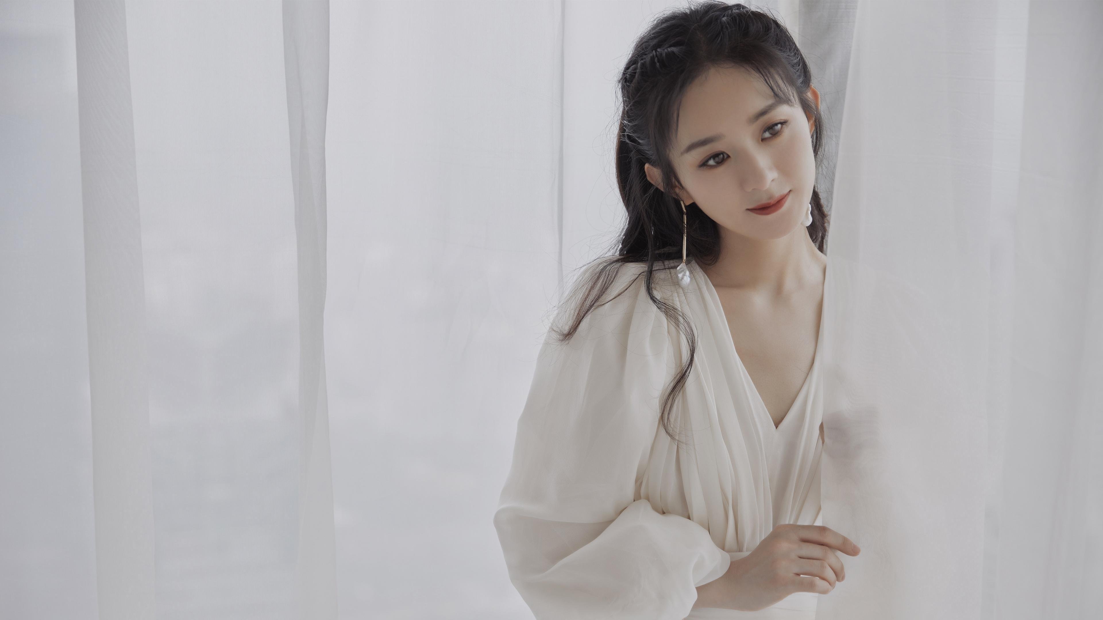 国王宣布赞助商合作延长至五年后，国王发布公告