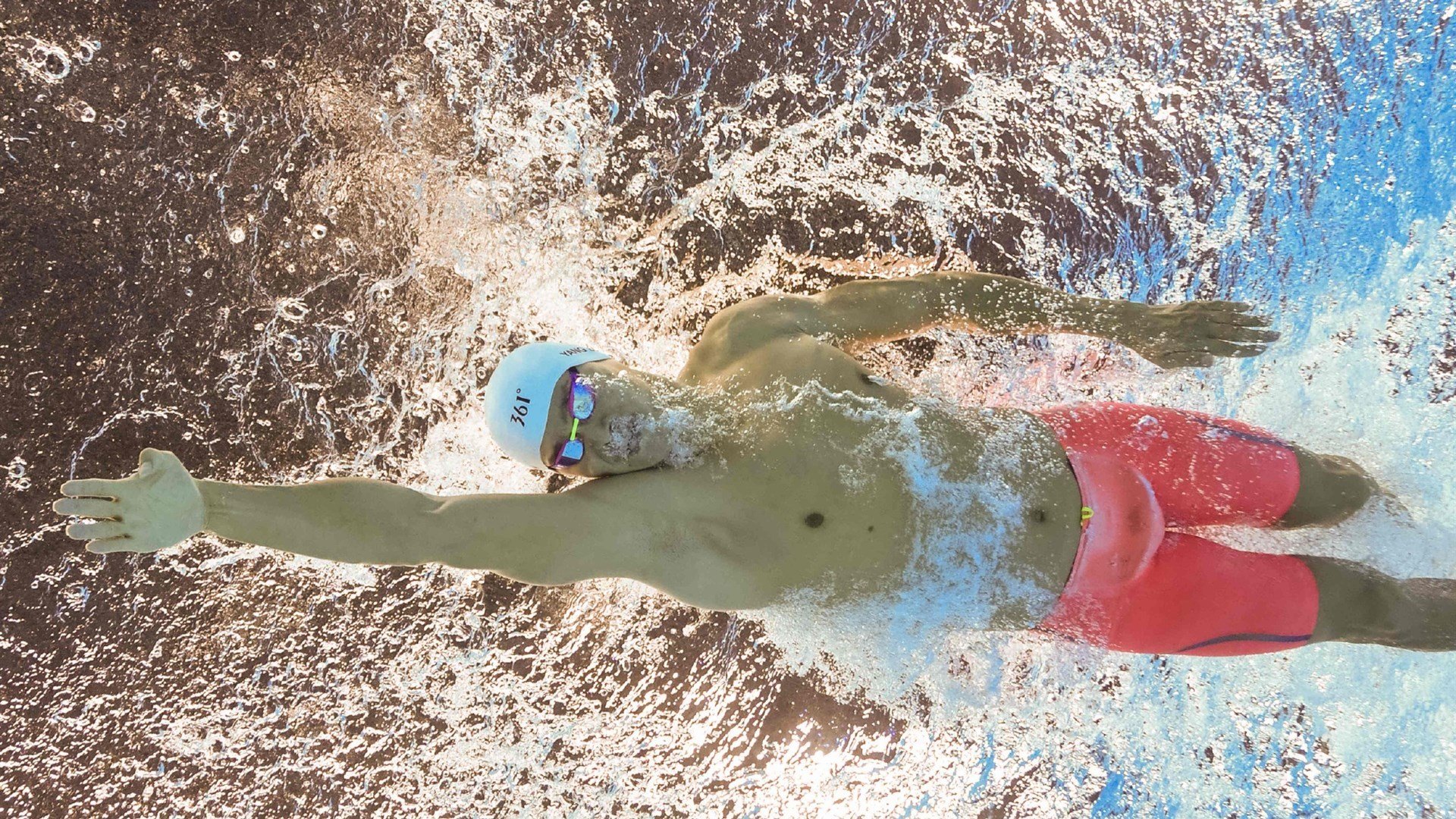 史上最猛烈“冠军争夺战”回顾，激烈无比，最强的冠军